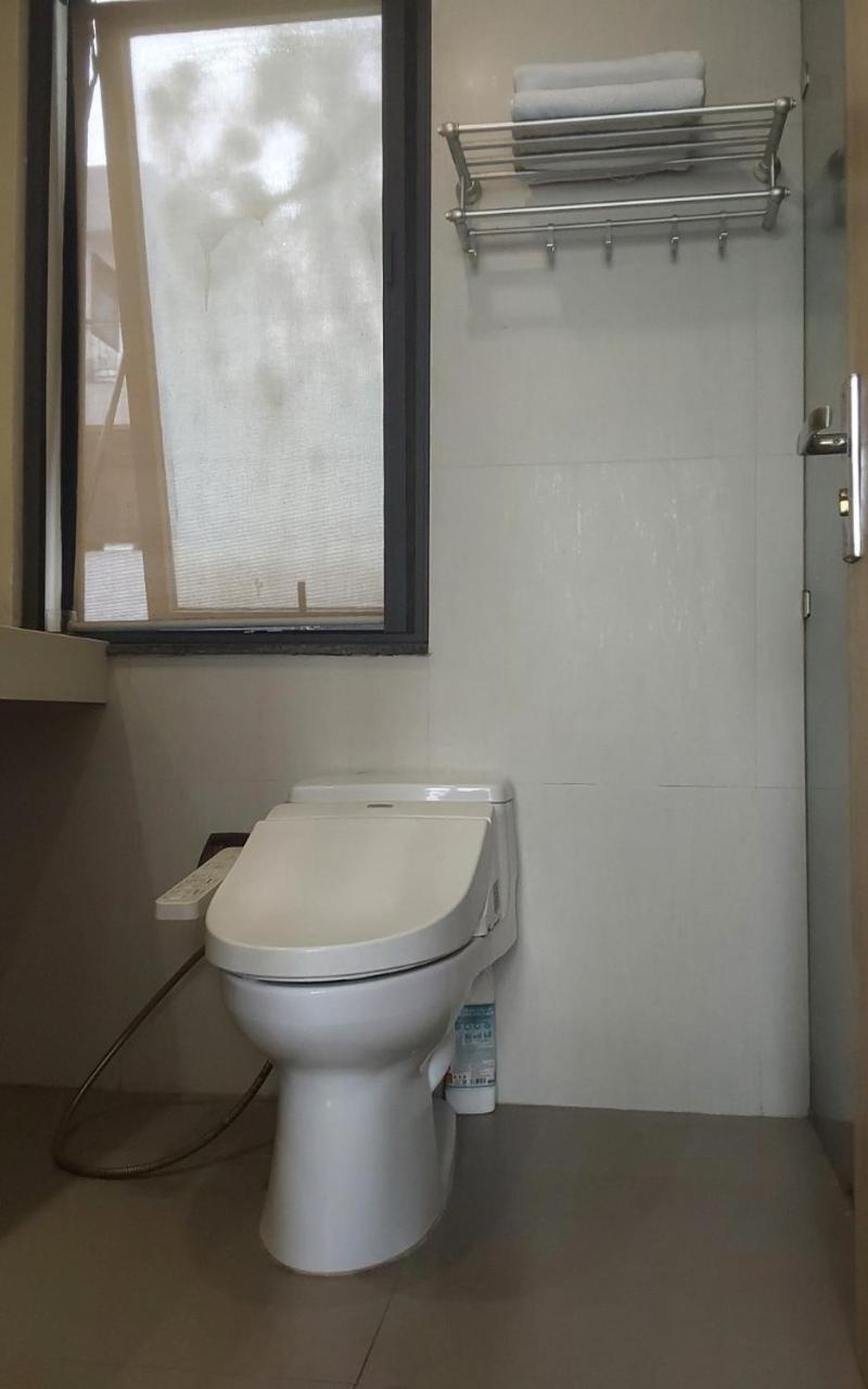 Quiet Hoang Quoc Viet & Appartement *