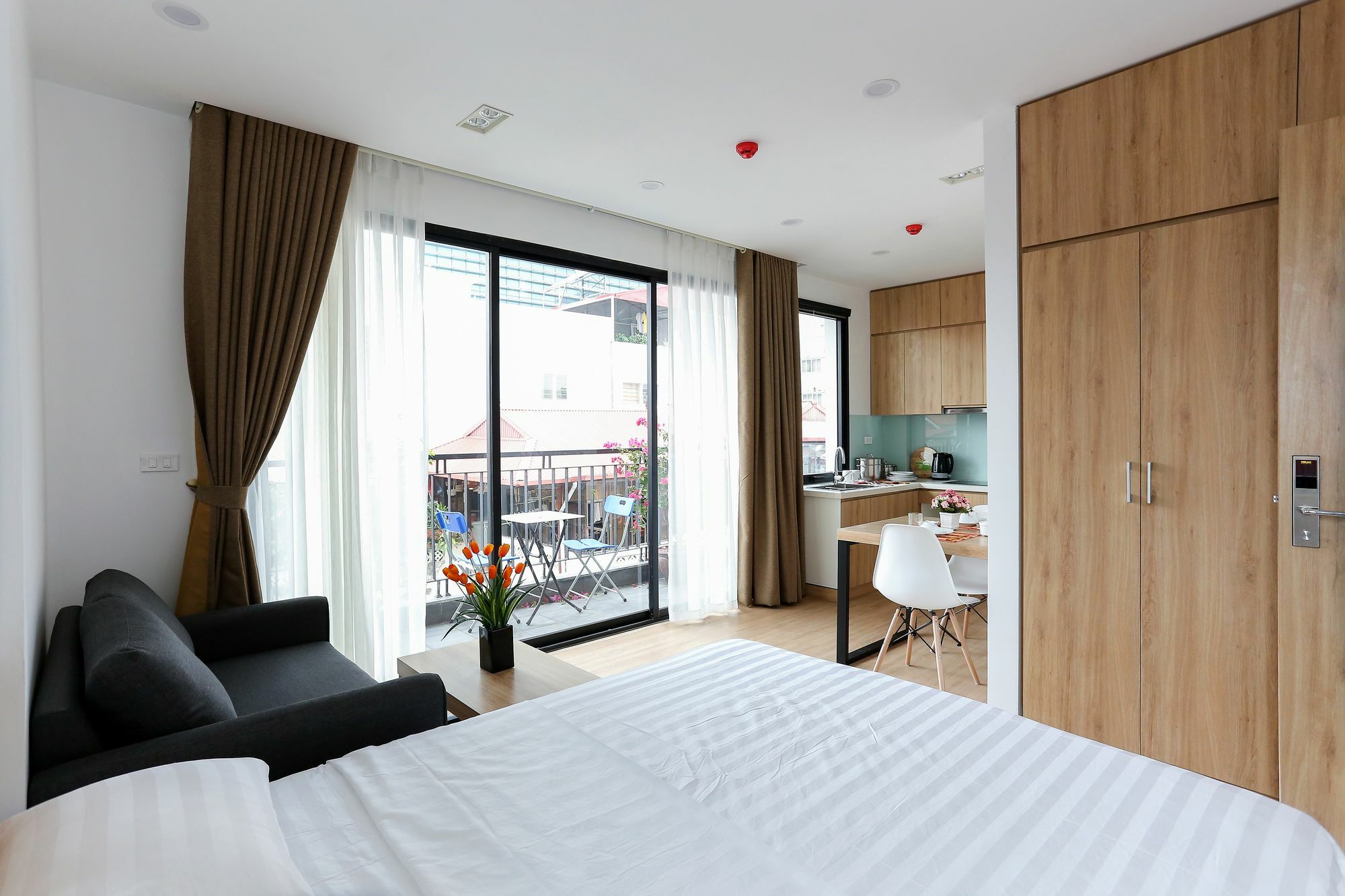 Appartement Quiet Hoang Quoc Viet &