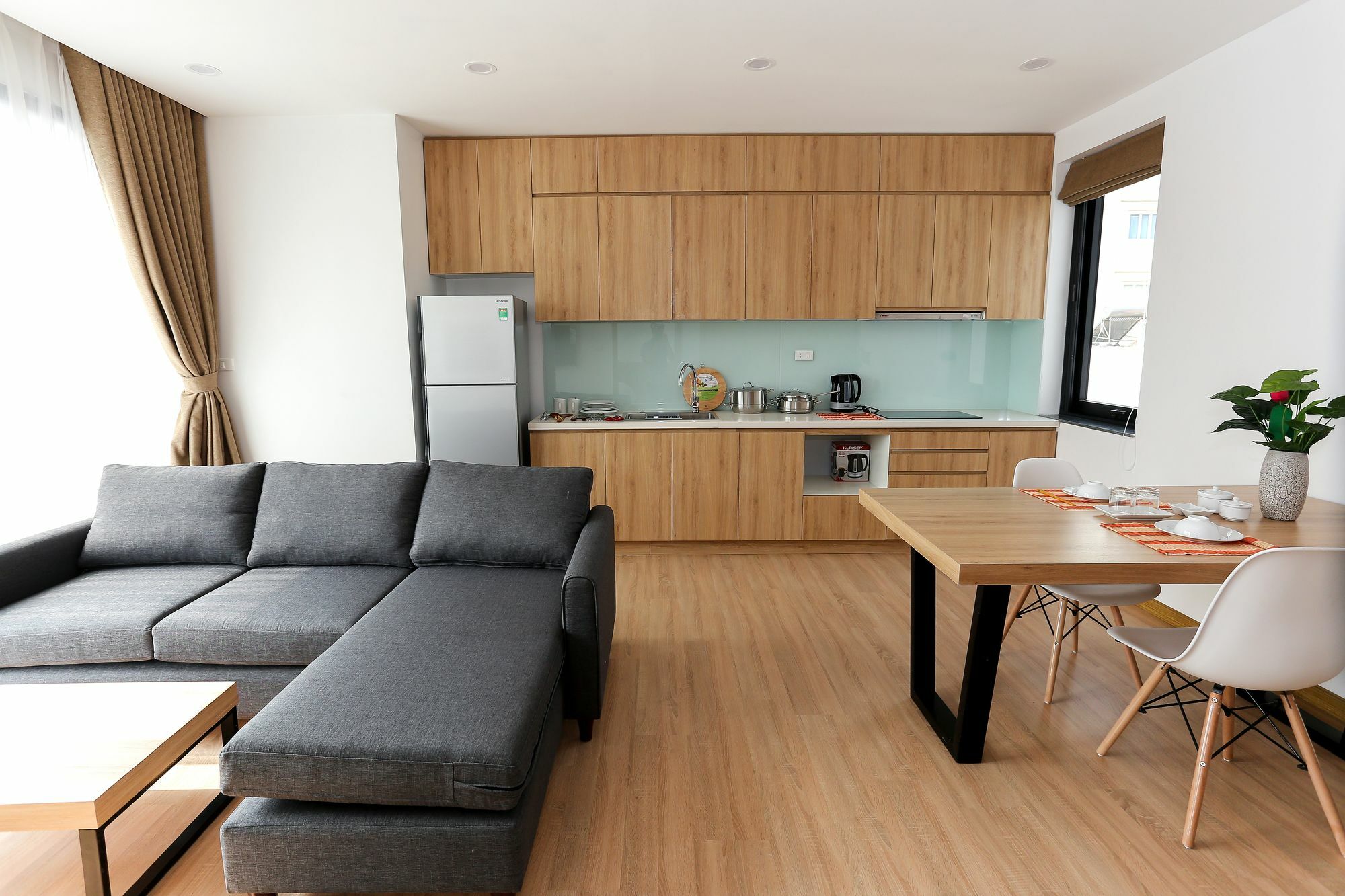 Quiet Hoang Quoc Viet & Appartement *
